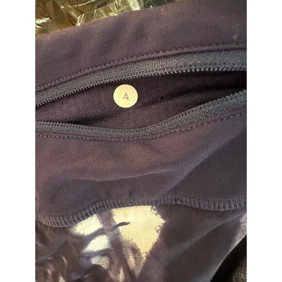 Lululemon Skort: Chase Me Inkblot White Indigo Blue, Skirt Shorts Women's 4, EUC - Picture 11 of 14